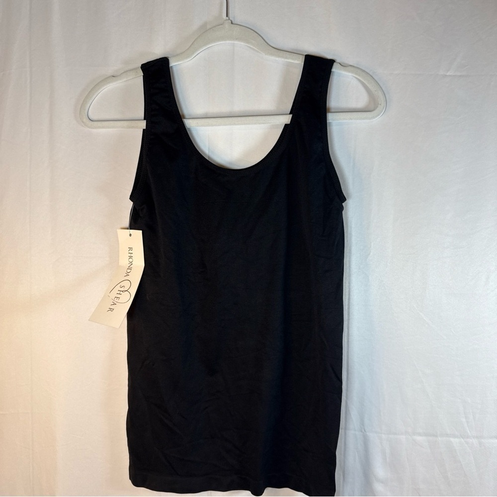 Rhonda Shear Classic Black Tank Top Size 1X NWT Built in bra